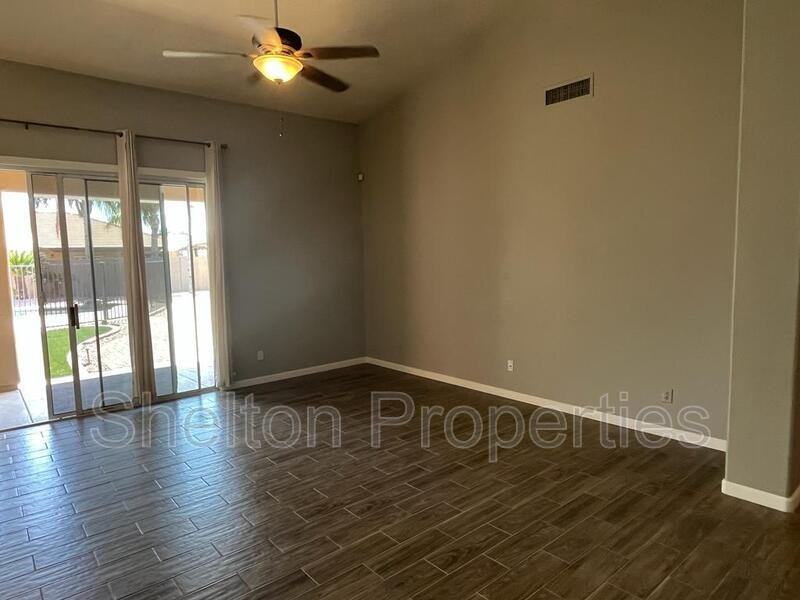 13139 W Granada Rd - Photo 5 of 16