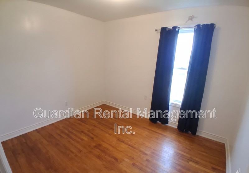108 Banning St #2 - Photo 7 of 11
