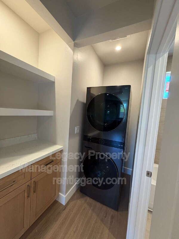 1195 Heather Ct #A - Photo 6 of 13