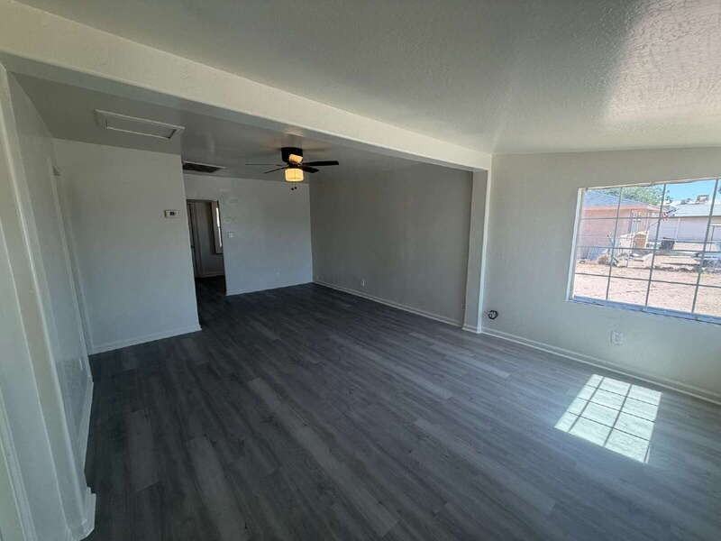 1010 N Park Ave - Photo 3 of 16