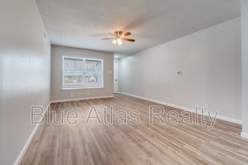 2510 Materhorn Dr - Photo 5 of 28