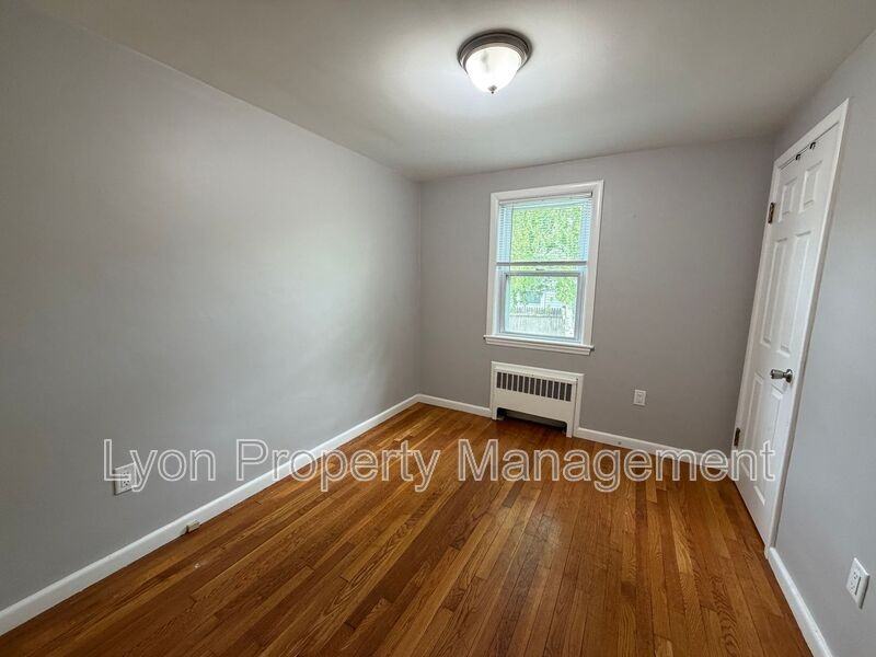 39 Alpena Ave - Photo 7 of 14