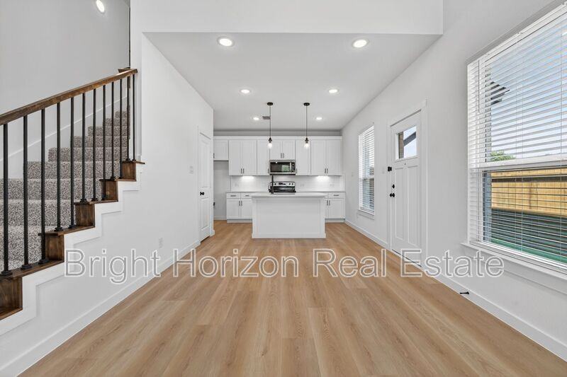10524 Tube Dr #102 - Photo 5 of 22