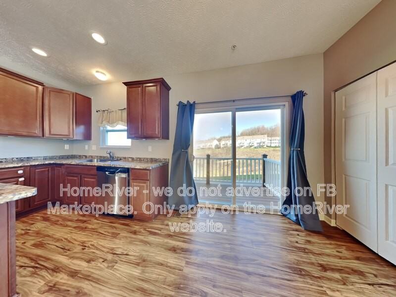 1505 Canterbury Dr - Photo 7 of 28