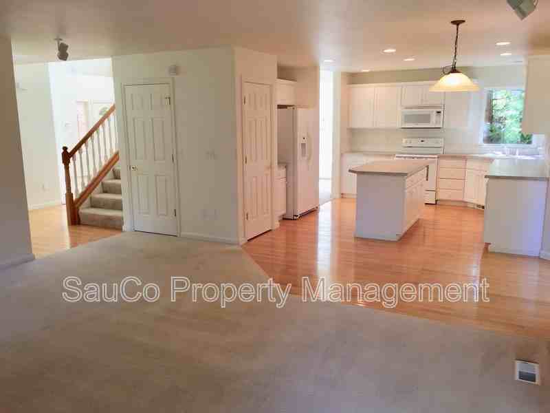 1861 Se 47th Ave - Photo 6 of 18