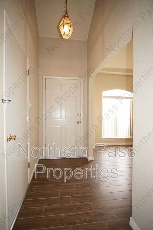 11831 Vere Leasure Dr - Photo 3 of 25