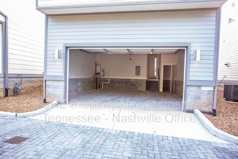 214 Lucile St - Photo 5 of 23