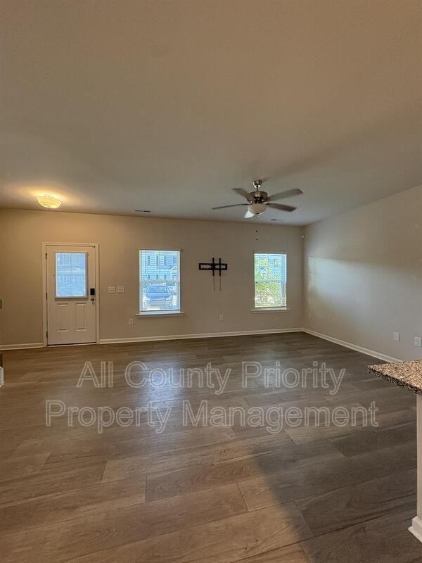 112 Boykin Ave - Photo 3 of 14