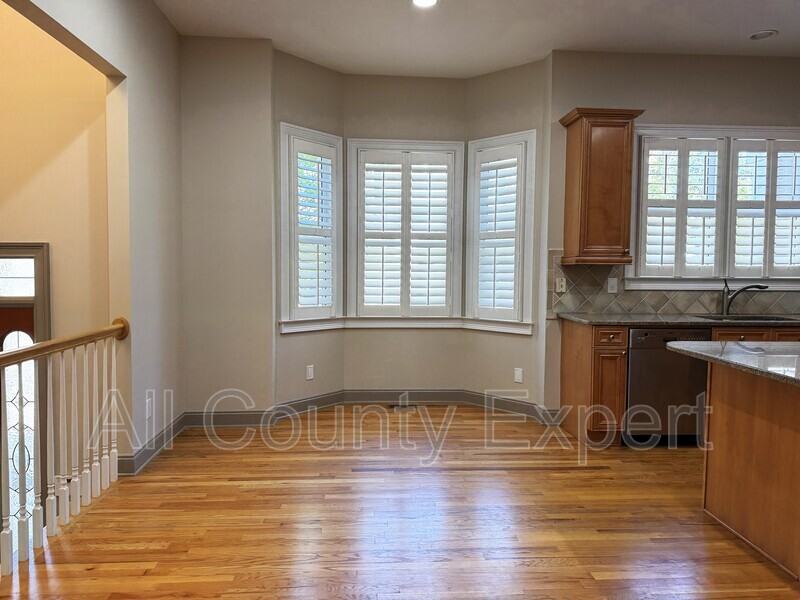 3006 Riverstone Trl - Photo 7 of 32