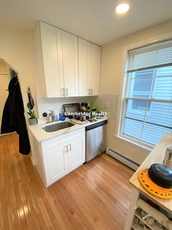 359 Western Ave #3T - Photo 5 of 8