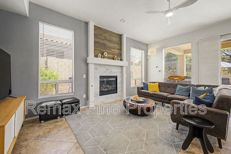 3563 N Tuscany - Photo 3 of 31