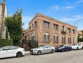 21 Westminster Ave - Photo 1 of 1