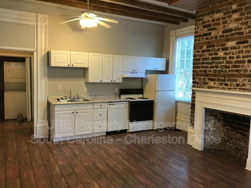 51 Smith St #A - Photo 5 of 15