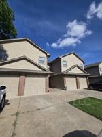featured image of 2146 N Woodlawn Blvd