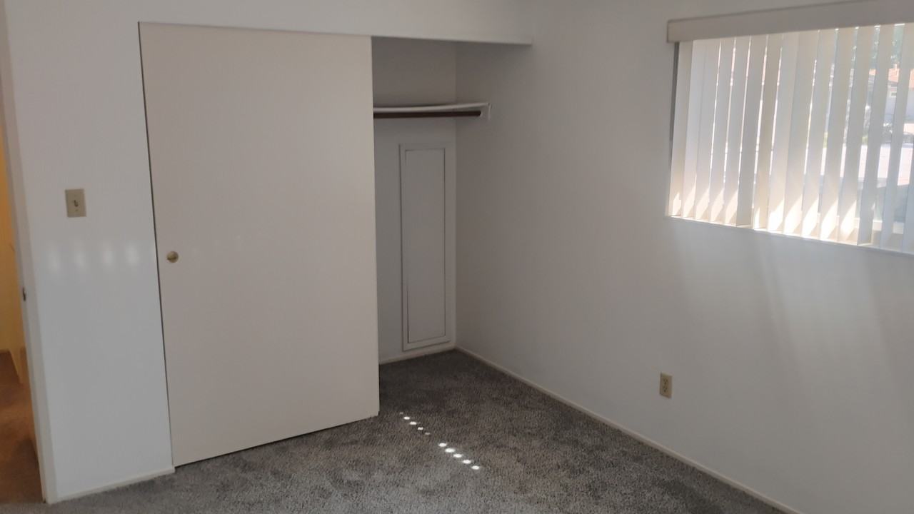 8732 Woodman Way #C - Photo 5 of 9