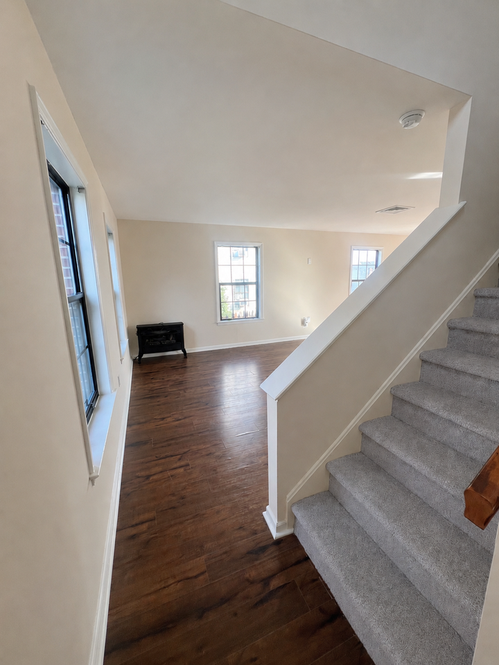 50 Carriage House Dr #50 - Photo 2 of 14
