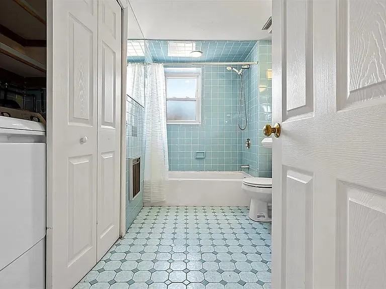 123 Augustus St #B - Photo 4 of 6