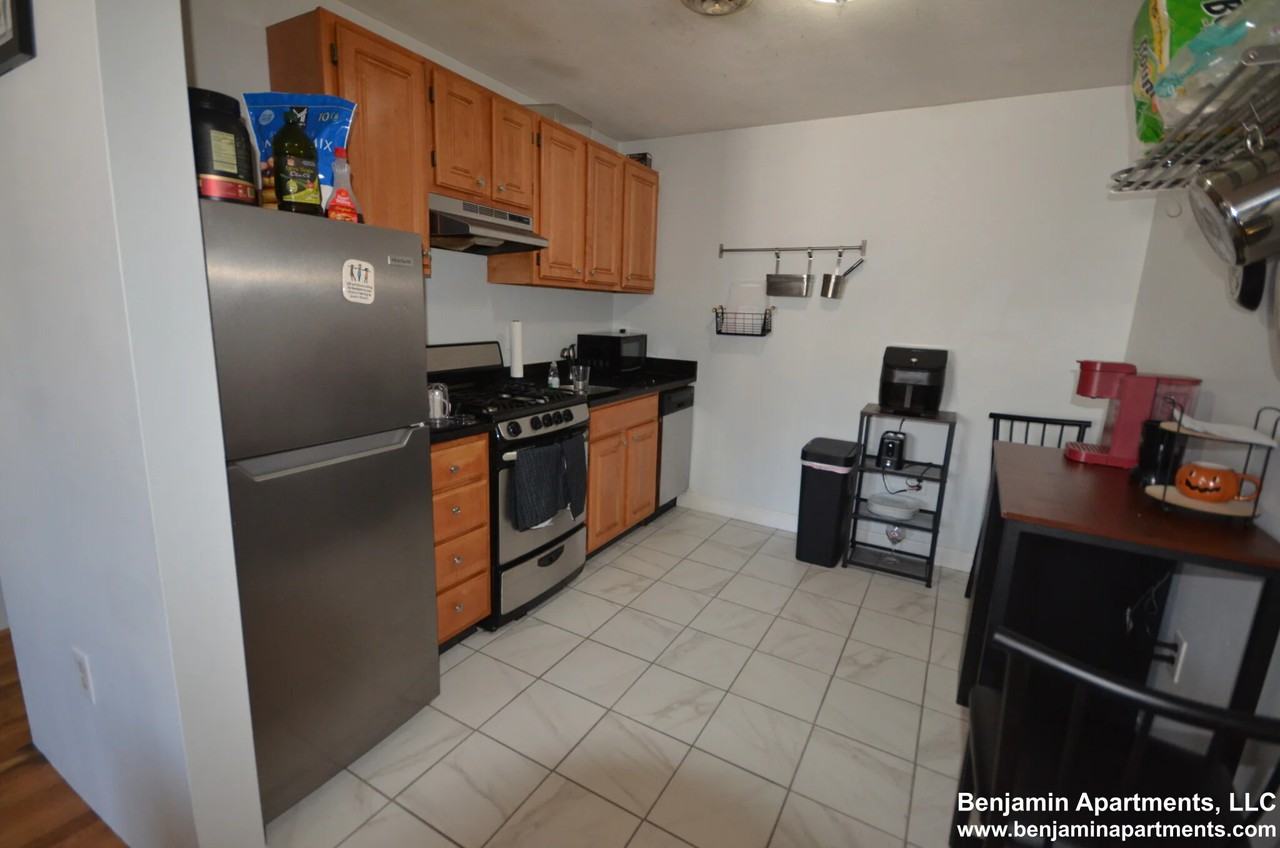 385 Dorchester St #C8 - Photo 3 of 7