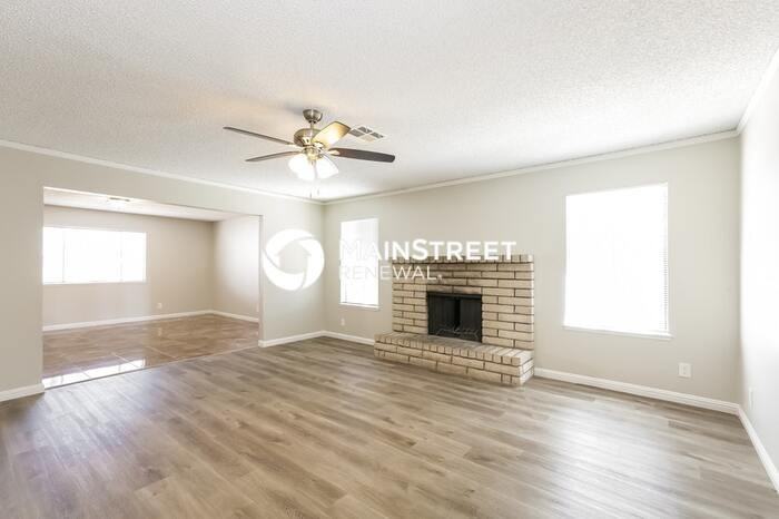4570 Paseo El Rio Dr - Photo 3 of 16