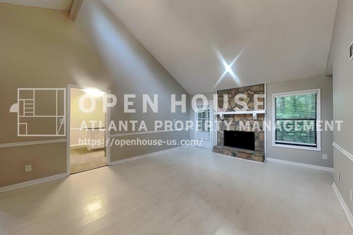 4462 Old Mabry Pl Ne - Photo 5 of 23