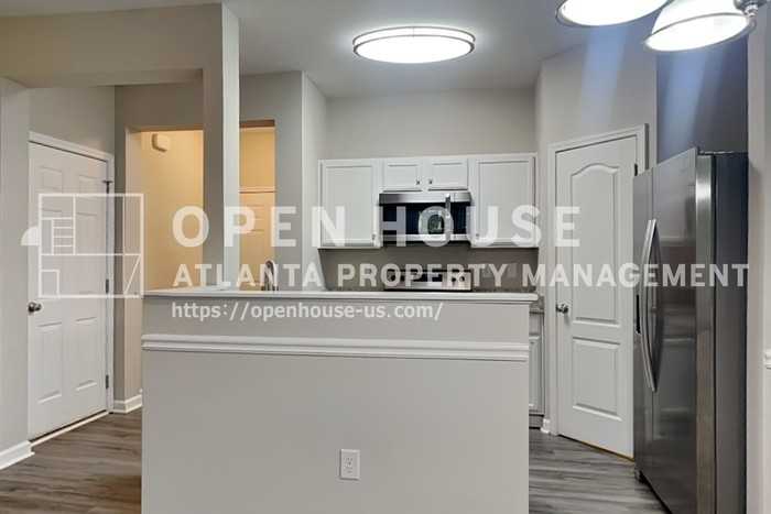 3742 Humber Ct - Photo 6 of 20