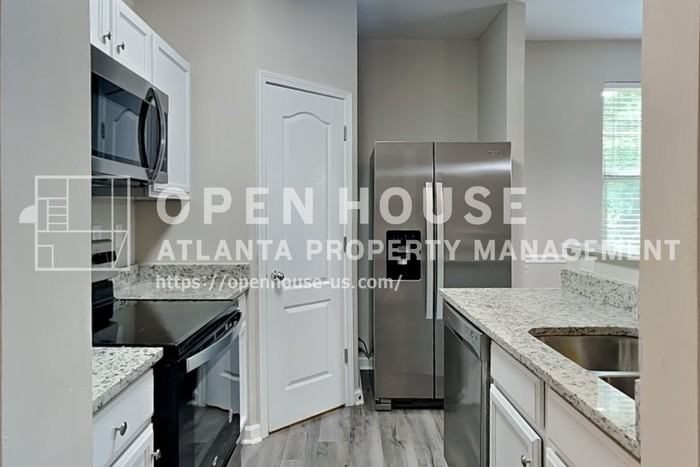 3742 Humber Ct - Photo 7 of 20