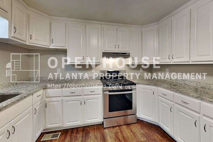 600 Glendale Forest Dr - Photo 7 of 20
