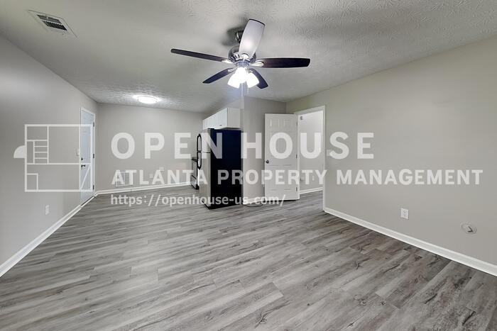 658 Castlebrooke Way - Photo 5 of 23