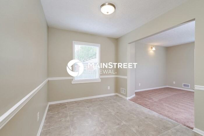 8209 Chickering Way - Photo 7 of 16