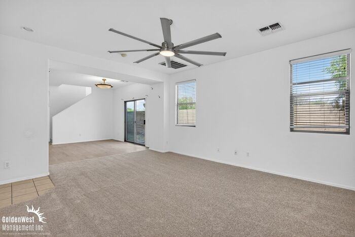 7117 S 7th Ln - Photo 3 of 22