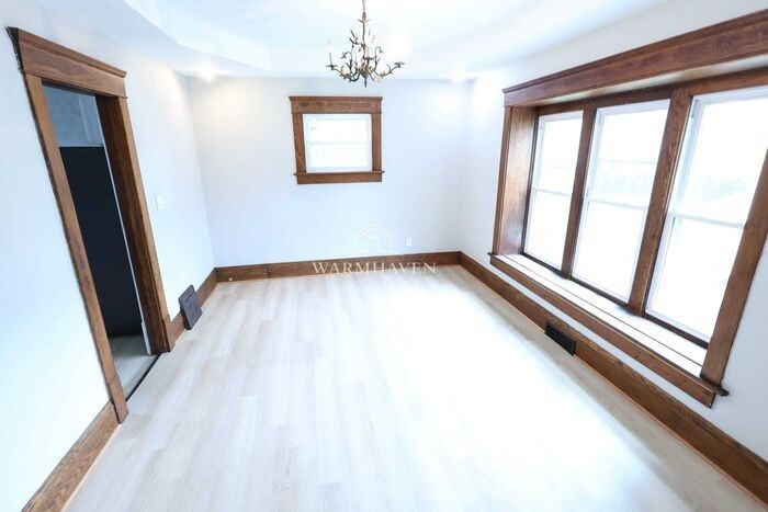 91 Westwood Ave - Photo 3 of 15