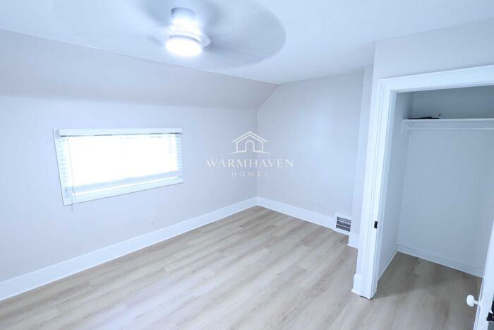 570 Dayton St - Photo 7 of 12