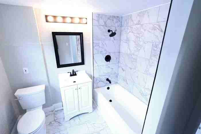 1318 Arnold Ave - Photo 7 of 15