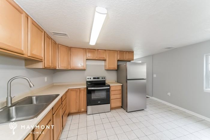 3823 Avenue J Nw - Photo 7 of 14