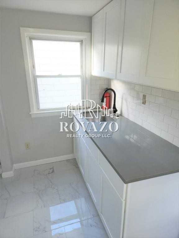 594 Christopher Street #2D - Photo 3 of 13
