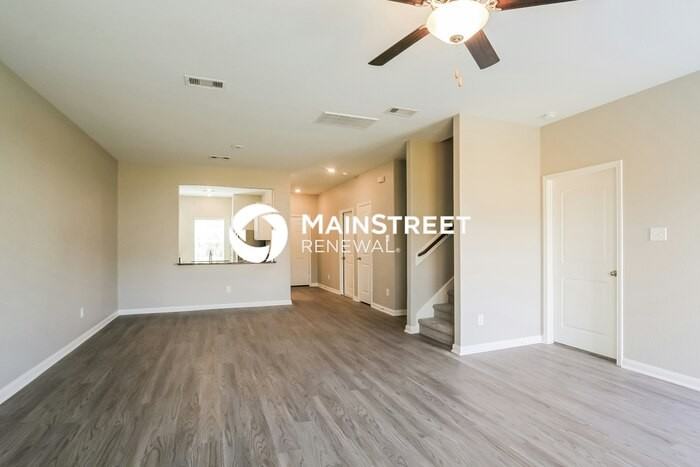 25242 Dickens Dr - Photo 5 of 17