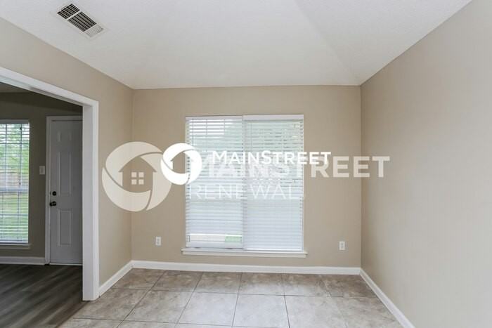 1247 Grange Way Dr - Photo 6 of 16