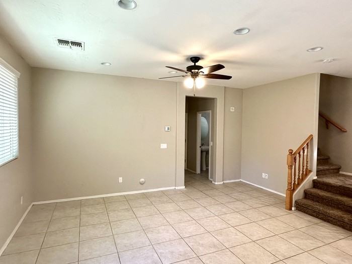 7363 W Cambridge Ave - Photo 7 of 22