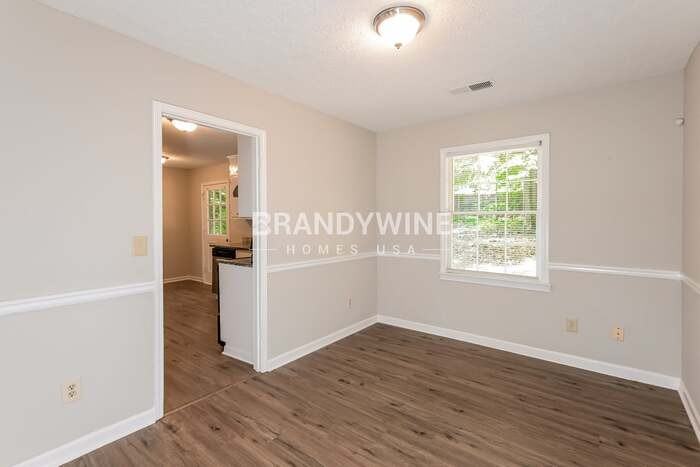 5386 Black Rock Ct - Photo 4 of 22