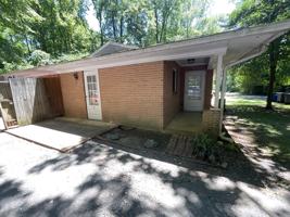featured image of 2115 Brookhurst St