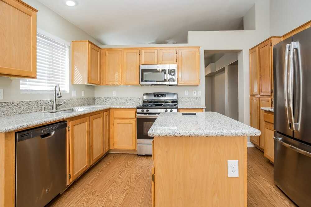 5916 Round Castle St - Photo 7 of 15