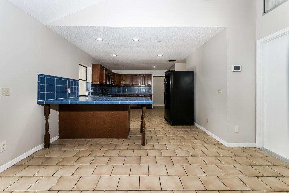 14480 Stirrup Ln - Photo 7 of 16