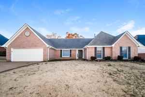 featured image of 1855 Oak Springs Dr