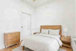 featured image of 51 W Broadway #1213