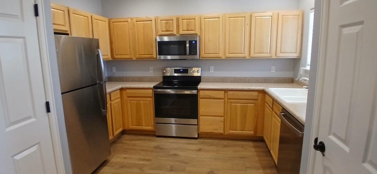 2491 Fountain Greens Pl Unit B7 - Photo 5 of 12