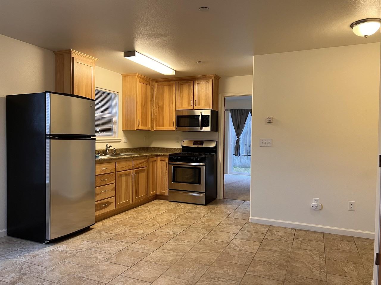 1650 Margo Lane. A - Photo 3 of 6