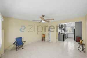 featured image of 10623 S Budlong Ave #2