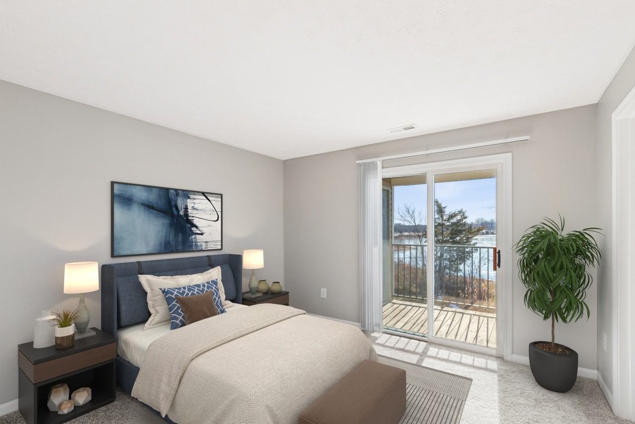Waterfront Pointe - Photo 5 of 14