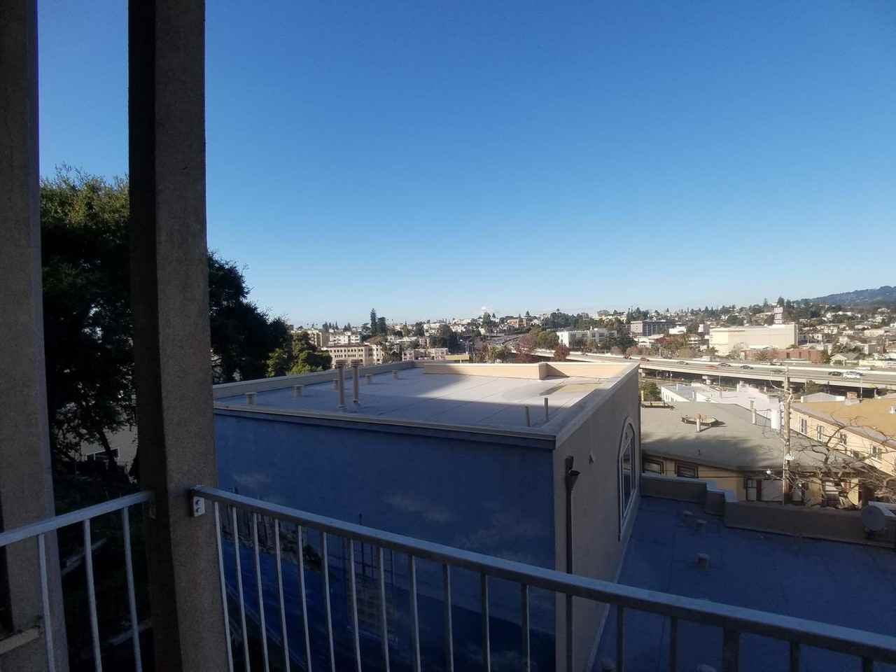 569 Merritt Ave - Photo 2 of 9