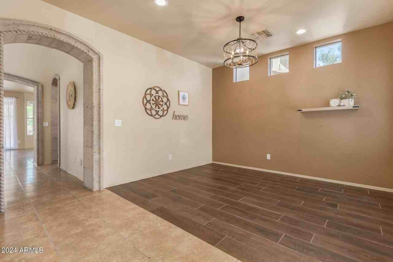 35305 N 31st Dr - Photo 5 of 42